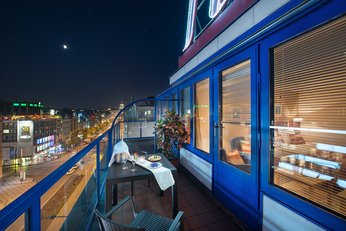 EA Hotel Julis**** - Balkon in Executive Zimmer Nr. 805 mit Blick auf dem Wenzelsplatz