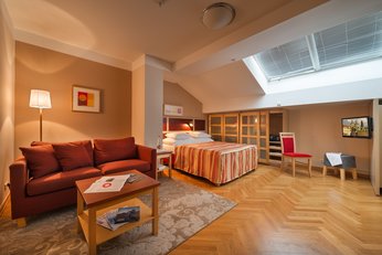 EA Hotel Juliš - three-beded room with extra bed