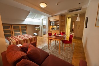 EA Hotel Juliš - three-beded room with extra bed