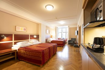 EA Hotel Julis**** - четырехместный номер с видом