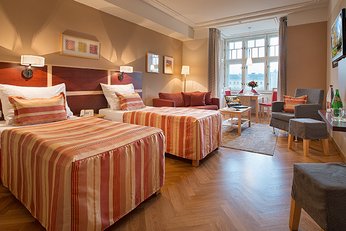 EA Hotel Julis**** - двухместный номер (Твин) с видом на Францисканский сад
