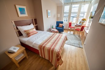 EA Hotel Julis**** - single room